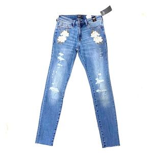 Abercrombie and fitch harper jeans size 4 short